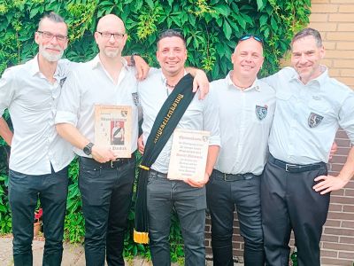 Altgesellenfrühschoppen am Volksfest-Samstag mit neuem König 2026 und Geehrten.